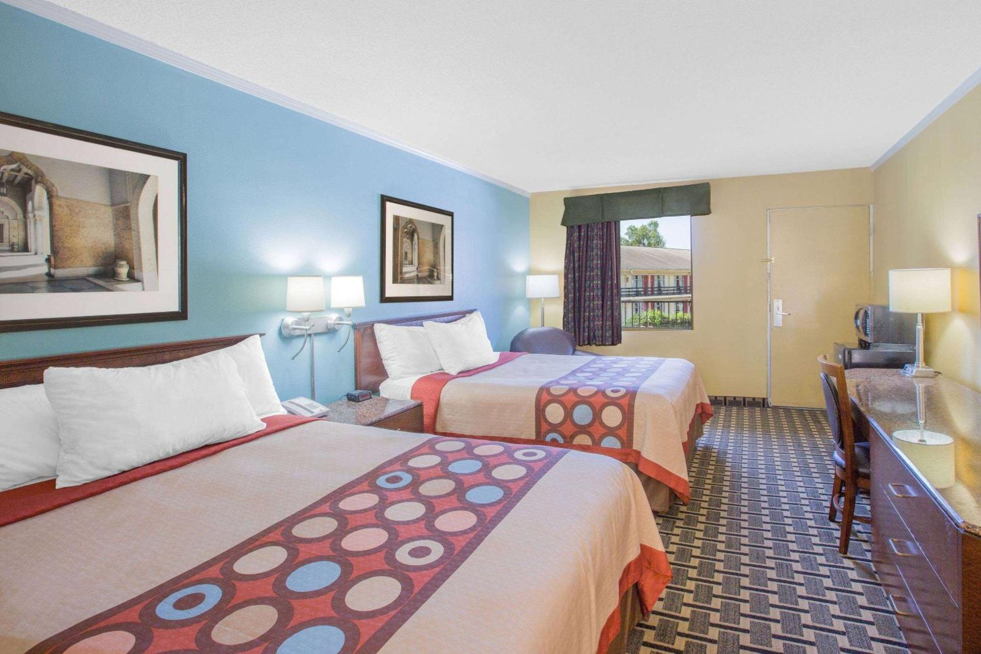 Super 8 By Wyndham Jasper Hotel Luaran gambar